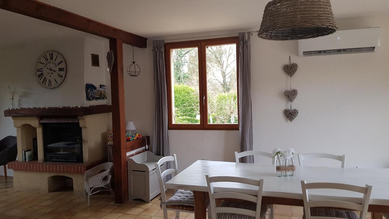 Le Cottage De Mae Seigy エクステリア 写真