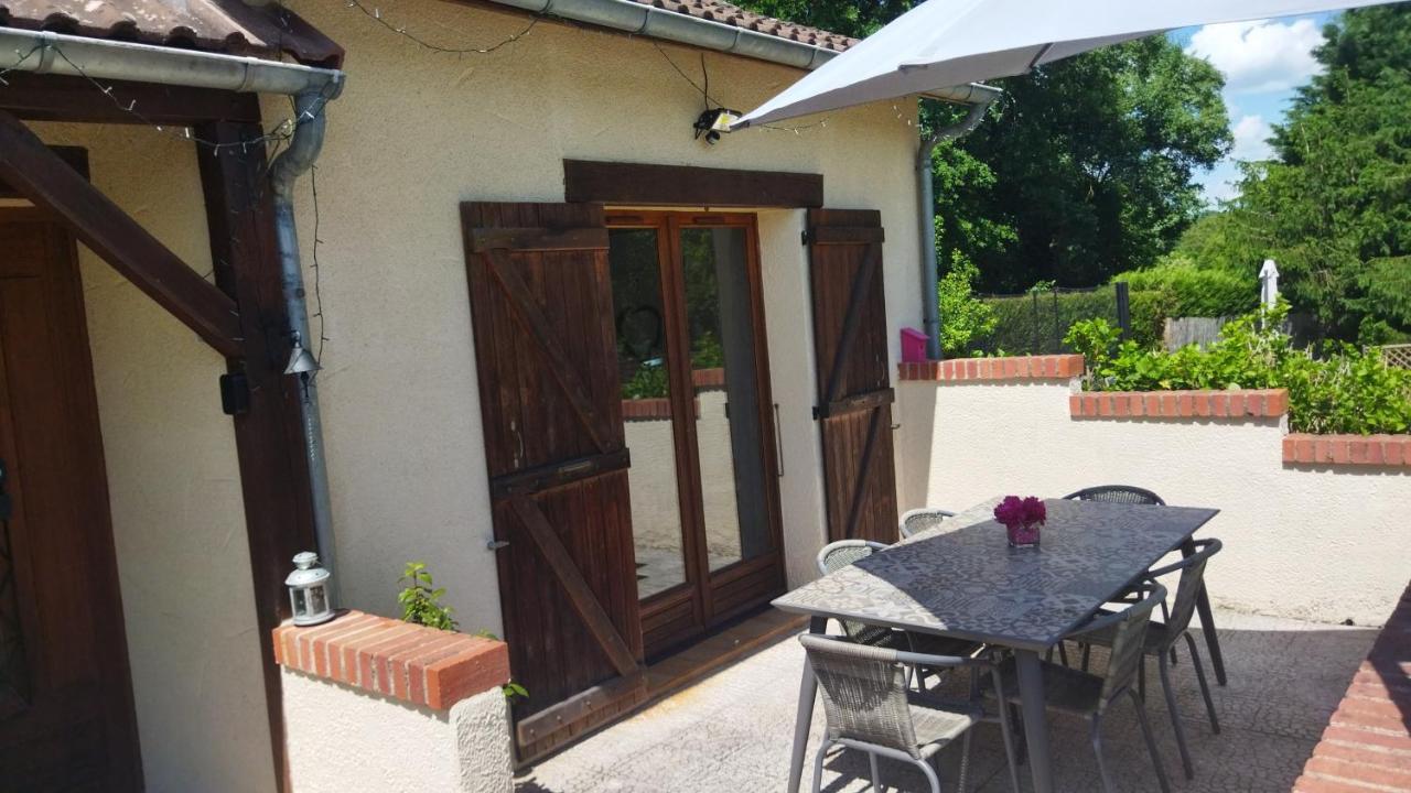 Le Cottage De Mae Seigy エクステリア 写真